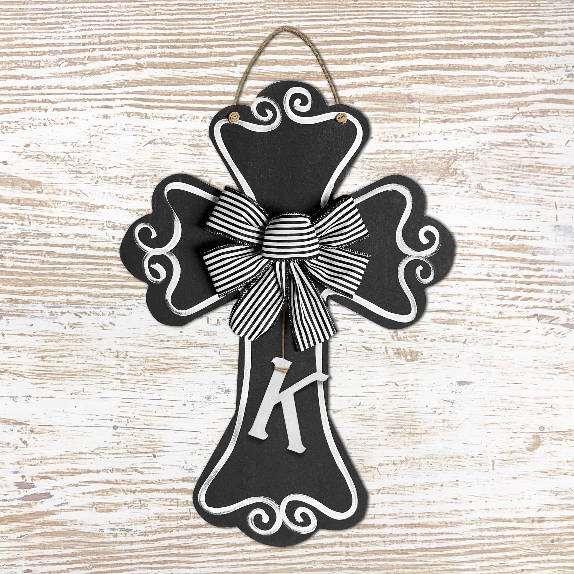 cross - scalloped, black (loop design)