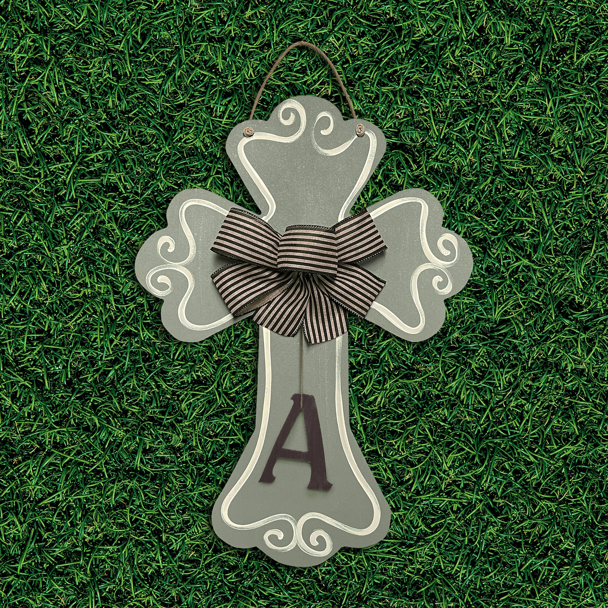 cross - scalloped, sage (loop design)